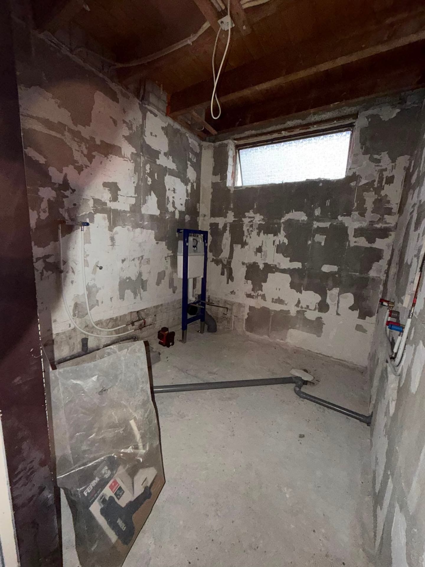 Badkamer tijdens sloop